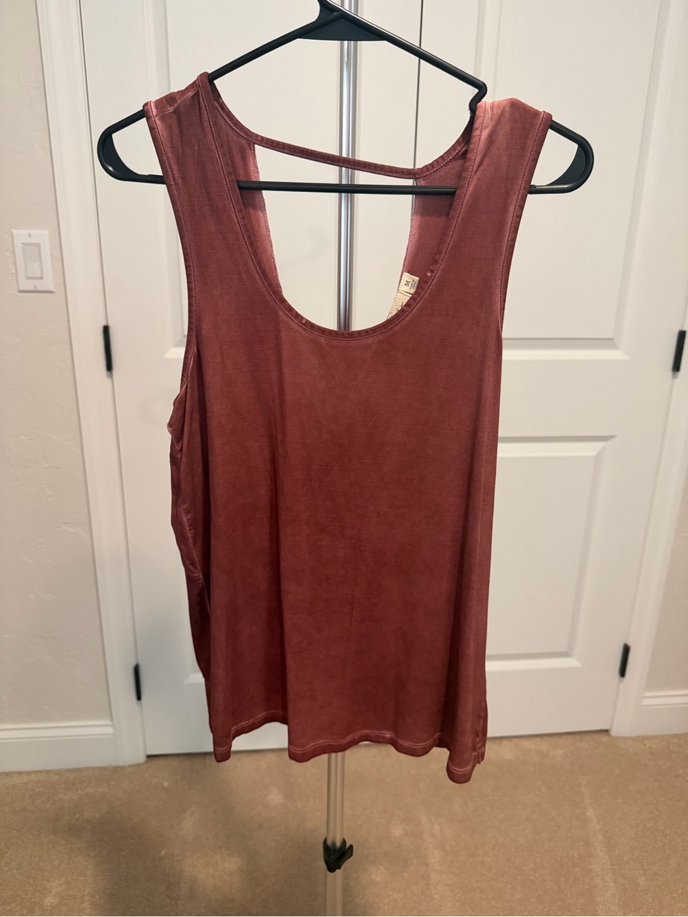 White Crow Sleeveless Scoop Neck Tank - Rust